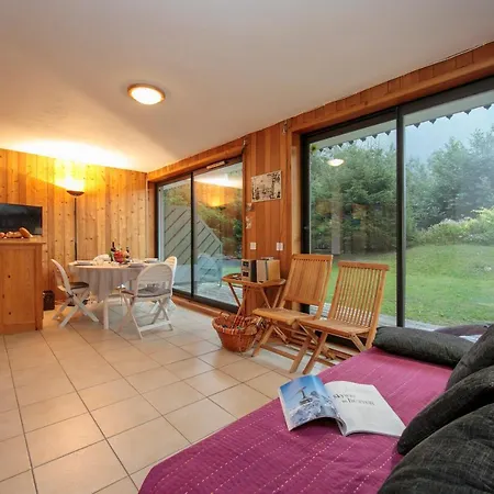 Sainte-foy-l'argentiere Sleeps 4 Apartament