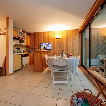 Sainte-foy-l'argentiere Sleeps 4 Chamonix
