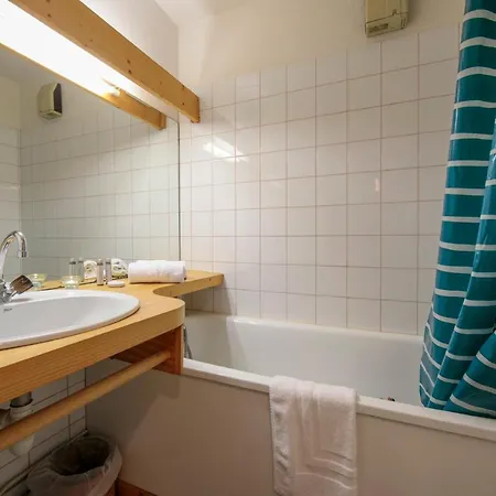 Sainte-foy-l'argentiere Sleeps 4 *